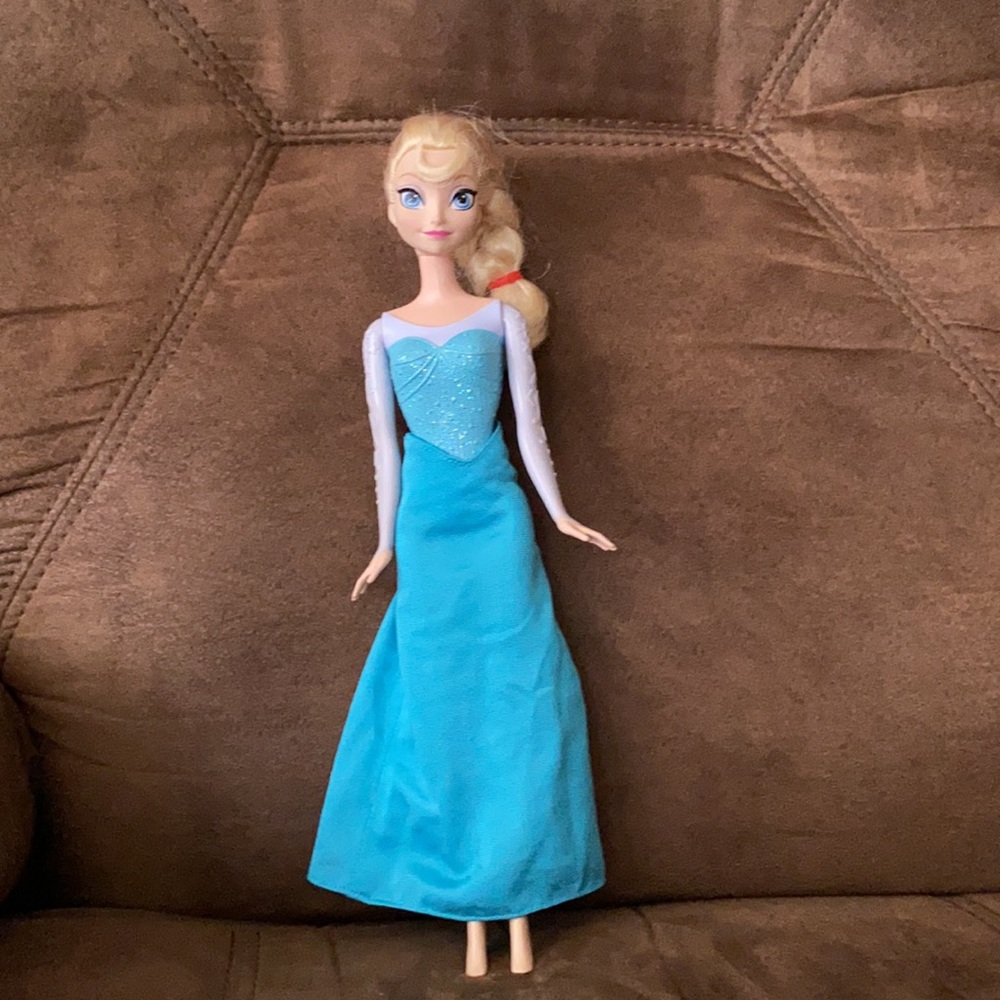 Disney Princess Frozen Elsa! 2012